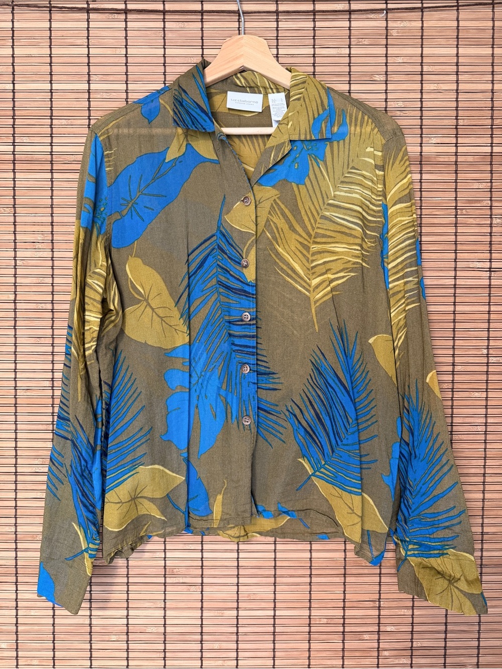 Liz Claiborne tropical Olive Button-Front Shirt with Blue & Mustard Leaf Print